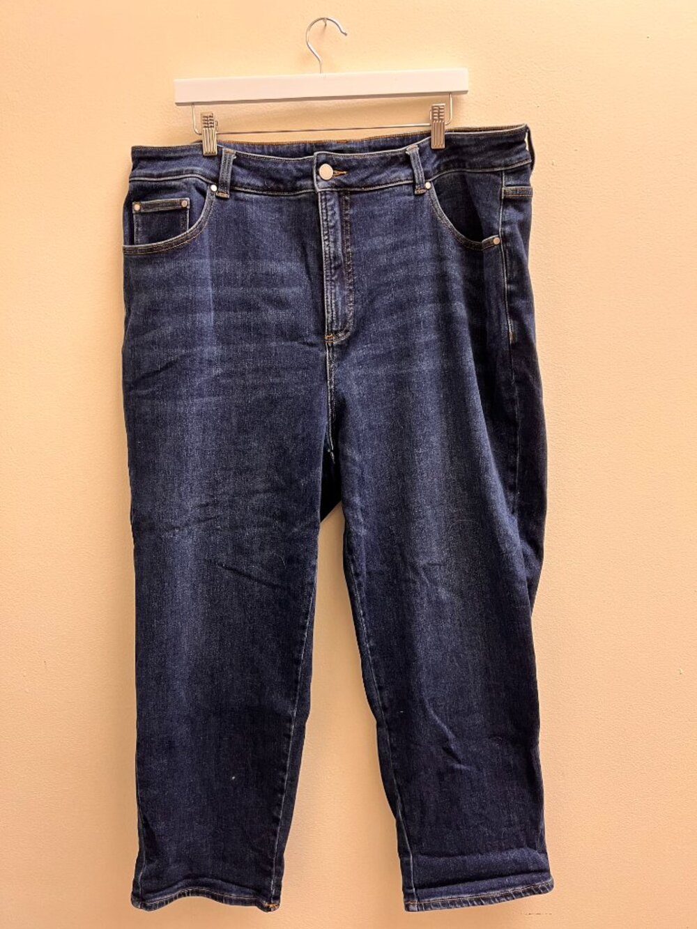 Universal Standard Dark Wash Cropped Straight Jeans Size 22